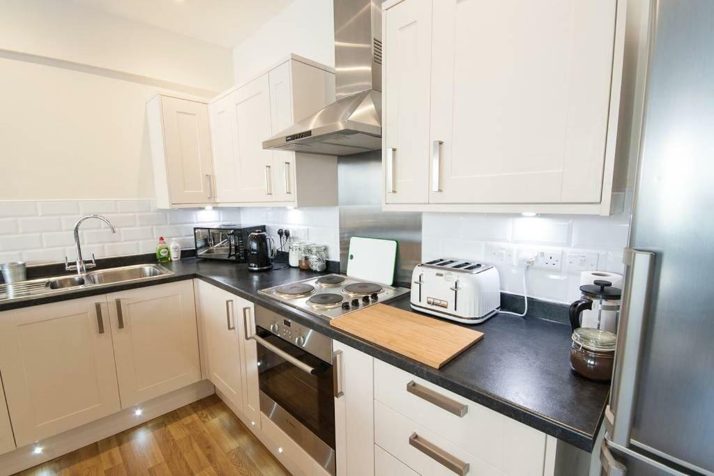 The Broadmead Forest - Spacious City Centre 3Bdr Apartment 布里斯托 外观 照片